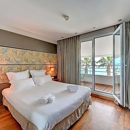 Hotel Bor